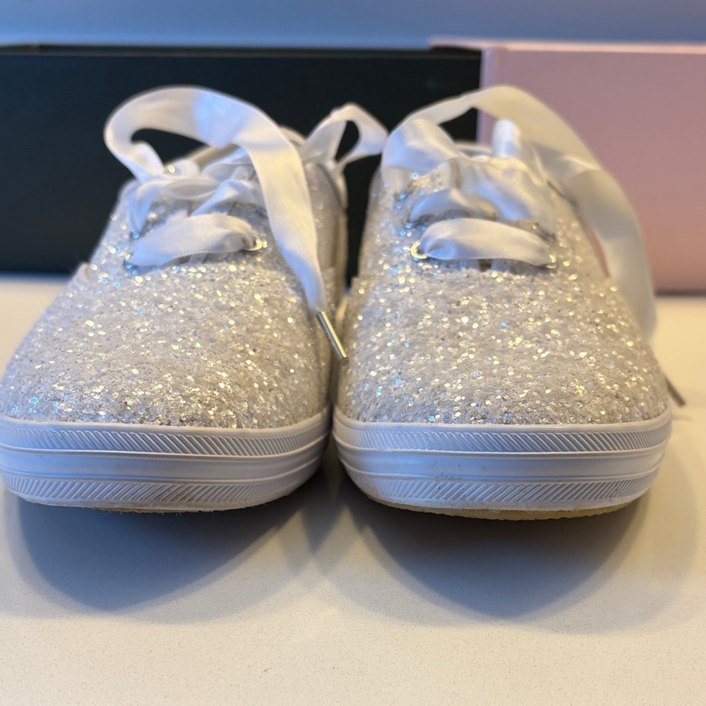 Kate Spade Keds Sparkling Glitter Silver Sneakers 7W wide - Picture 4 of 7